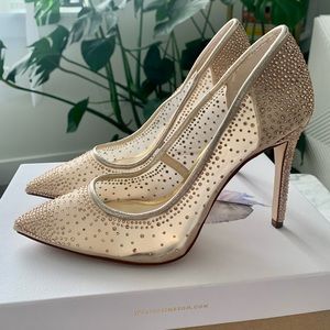 ❗️NEW Pointed toe mesh rhinestone pumps in nude size 7.5 Jessica Simpson❗️